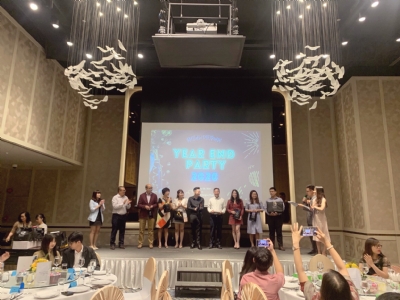 YEAR-END PARTY 2020
